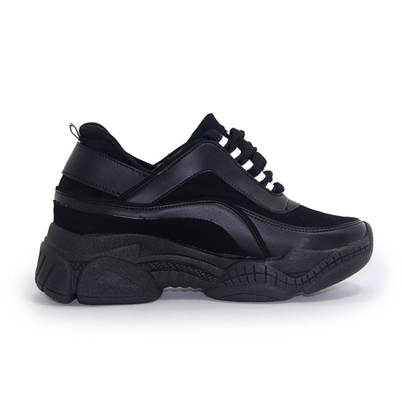 Zapatillas deportivas en negro para dama