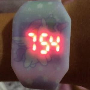 Reloj digital led forma unicornio (copia)